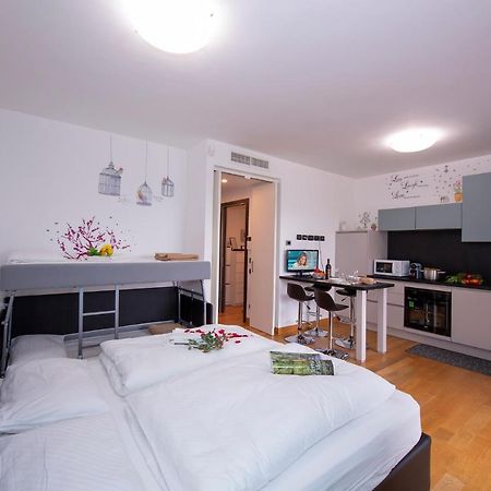 Temporaryflat Parco Vittoria Apartment Милано Екстериор снимка