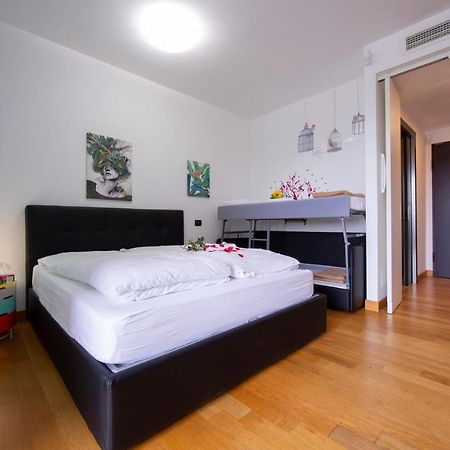 Temporaryflat Parco Vittoria Apartment Милано Екстериор снимка
